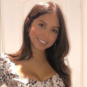 Meet your Posher, Samantha